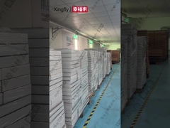 Fabrique 7ml vernis à ongles Bouteille contenant des couleurs personnalisables SGS