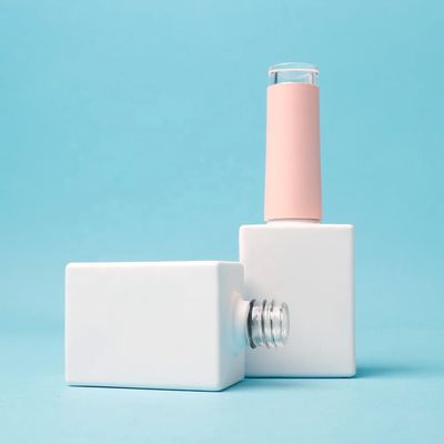 Bon prix L'utilisation de produits cosmétiques à base de vernis à ongles en ligne