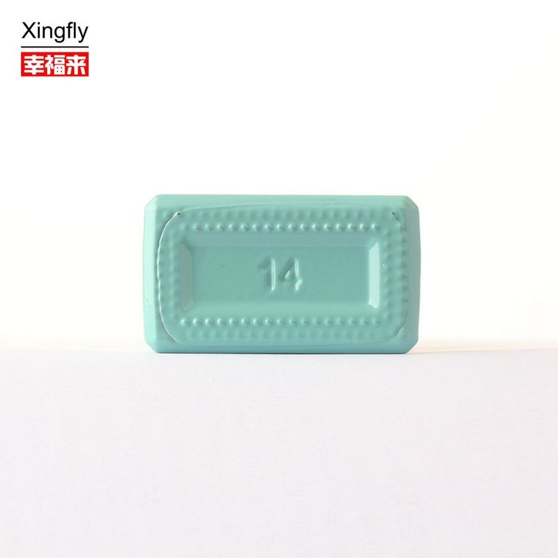 Bouteille de vernis à ongles à gel carré Unique 13 ml Bouteille de vernis à ongles UV vide avec bouchon et pinceau