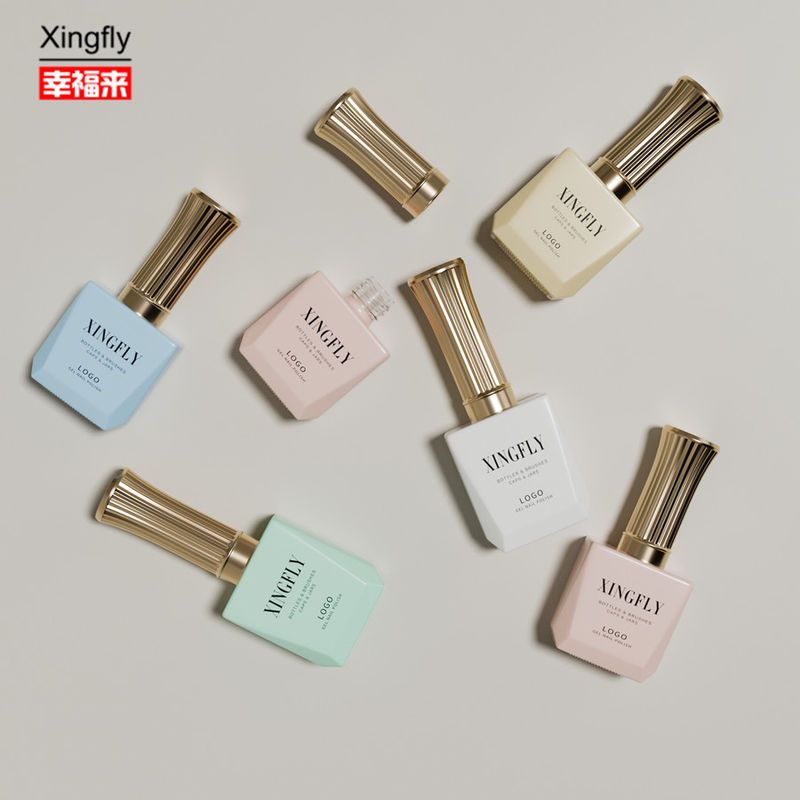 Bouteille de vernis à ongles de 12 ml Logo personnalisé Bouteilles vides de vernis à ongles avec bouchon de pinceau
