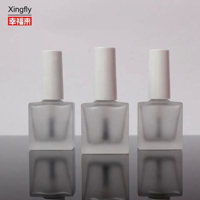 Bouteille de vernis à ongles carré de 8 ml couleur personnalisée revêtement épars estampage à chaud