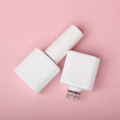 Bouteilles de vernis à ongles vides lisses de 15 ml avec revêtement pulvérisateur durable