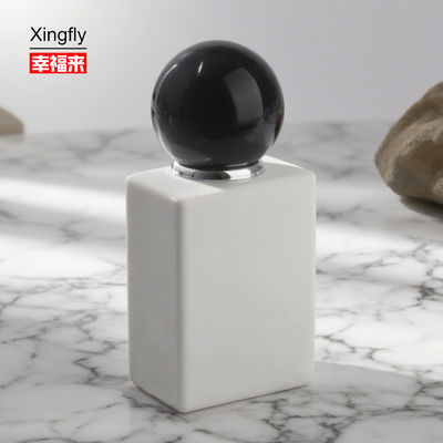 Logo personnalisé Bouteilles en verre carrées de 16 ml de gel UV vide et vernis à ongles